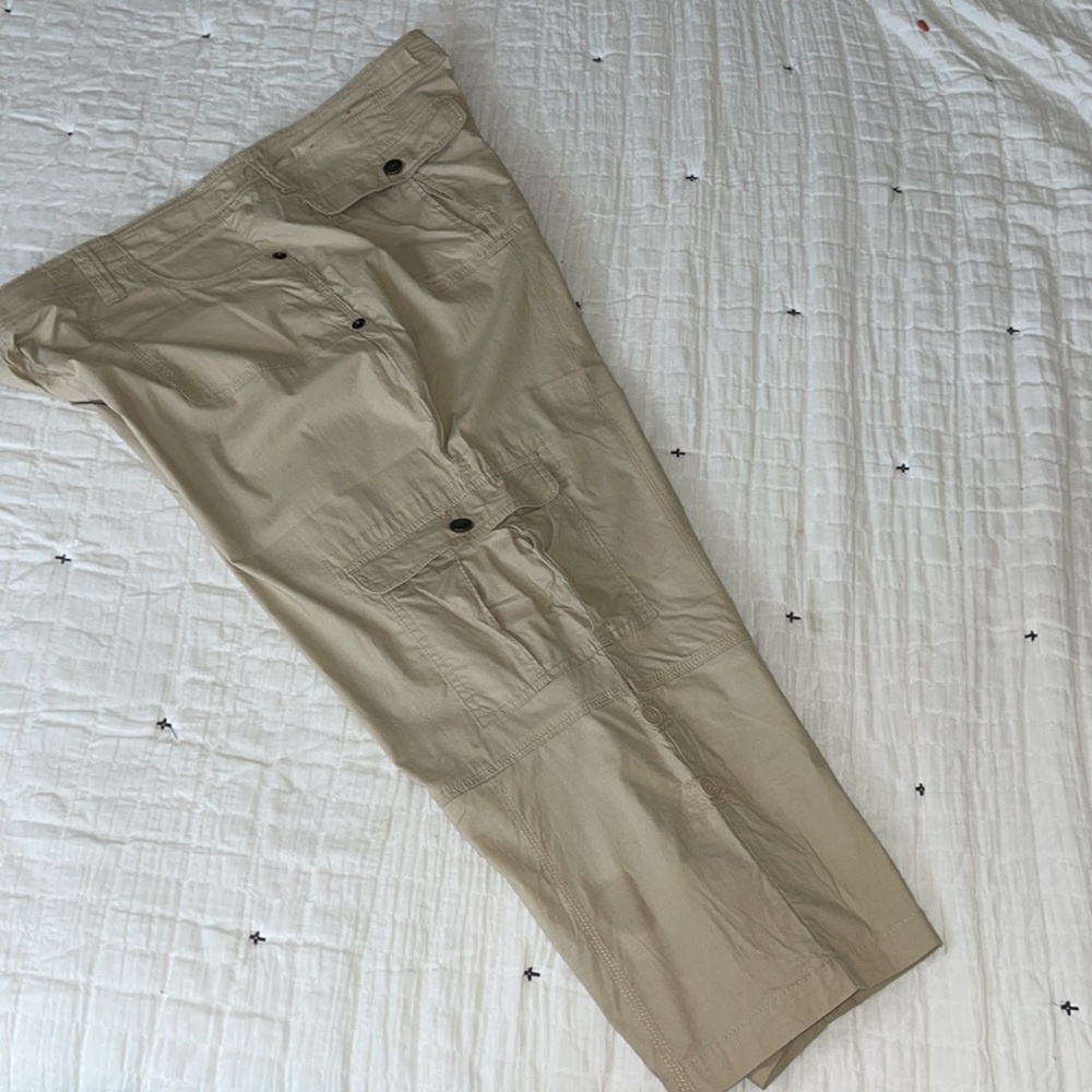 Zanadi crop cargo pants size 20
